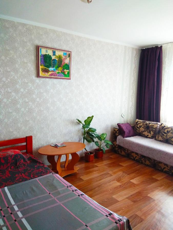Apartment On Prospekt Peremogi Чернихив Екстериор снимка