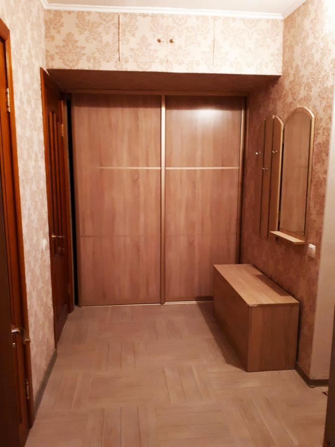 Apartment On Prospekt Peremogi Чернихив Екстериор снимка