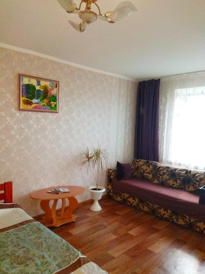 Apartment On Prospekt Peremogi Чернихив Екстериор снимка